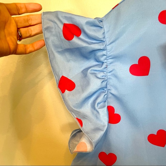 hearts blouse keyhole bow neck ruffle sleeves - Picture 3 of 5